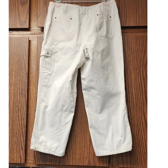 Christopher & Banks Beige Capri Cargo Pants with pockets Women's size 4 - Picture 2 of 8